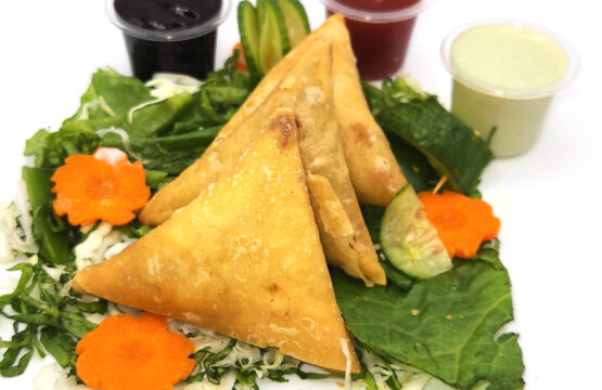 Qeema Samosa / سمبوسة قيمة
