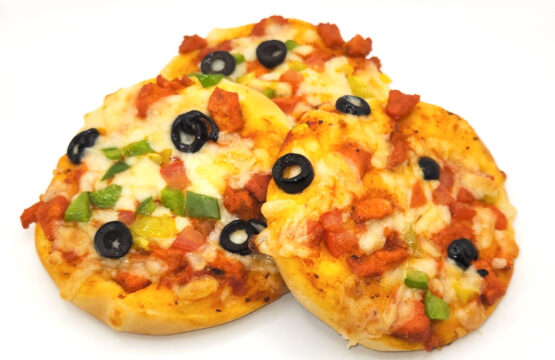 Chicken Pizza / بيتزا دجاج