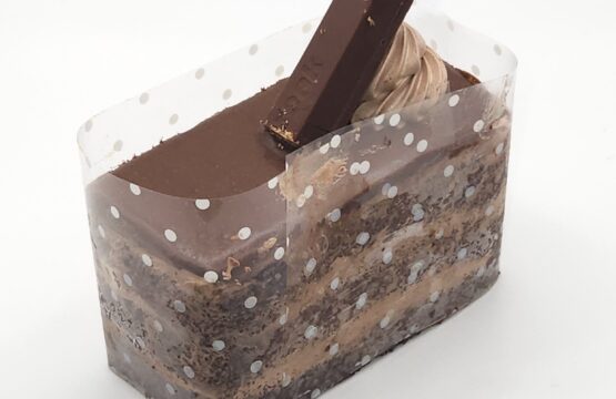 Kit Kat Pastry / المعجنات کیت کات